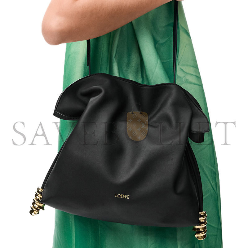 LOEWE MEDIUM COIL FLAMENCO CLUTCH IN NAPPA CALFSKIN A411FC1XEJ (30*24.5*10.5cm)